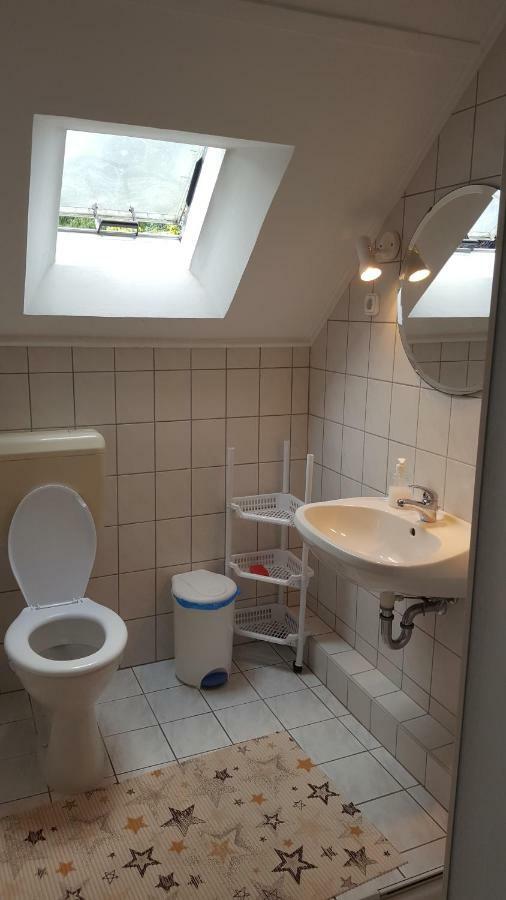 Erika Vendeghaz Centrumban Balatonkeresztúr Buitenkant foto